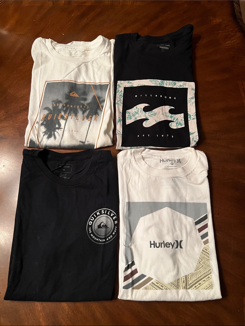 Bundle of 4 Men’s Quiksilver/Billabong/Hurley Graphic Short-Sleeve Tee